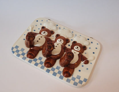 Perchero de pared con diseño de osos cocineros