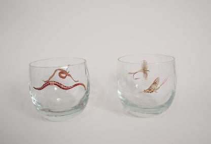 Vasos de insectos y moscas de pesca