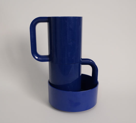 Tazas y bowl azul por Heller